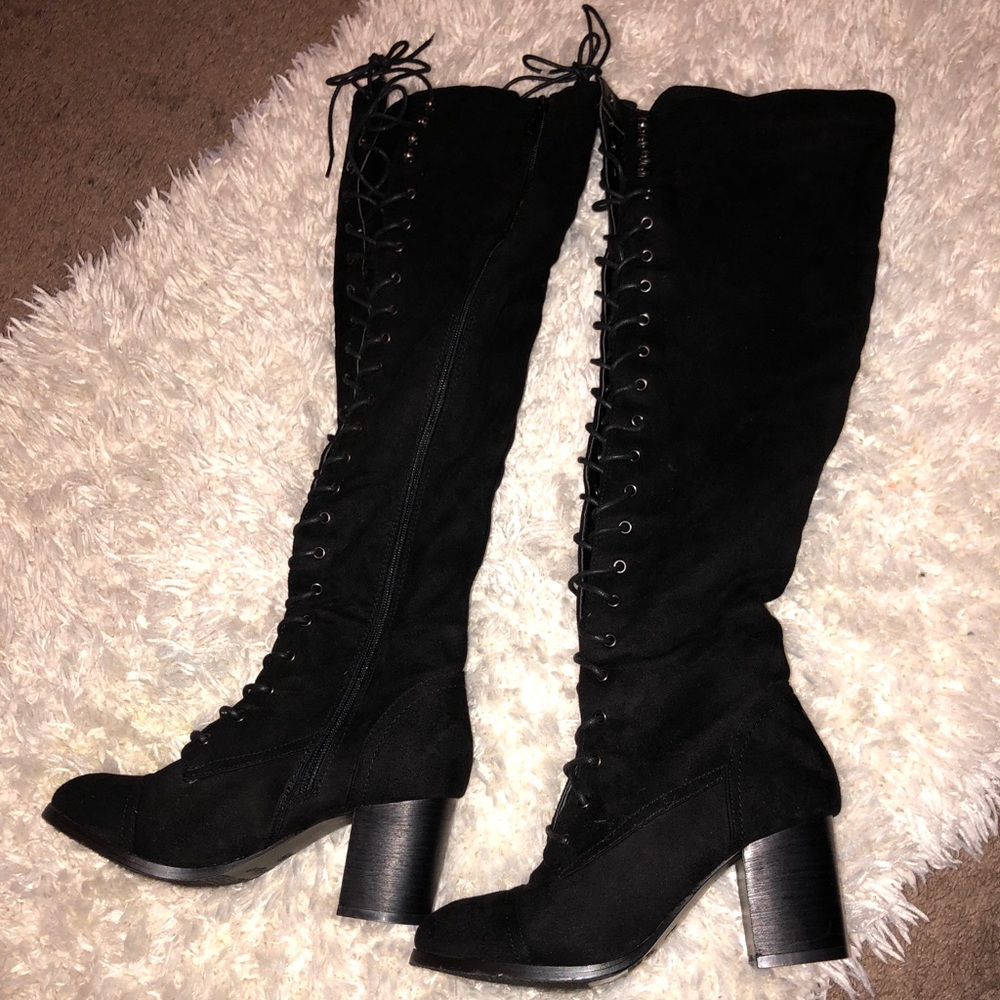 Lace boots knee length size 5 1/2 New $60